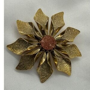 Vintage Gold Tone Flower Brooch Textured Petals Copper Sandstone Center Pin